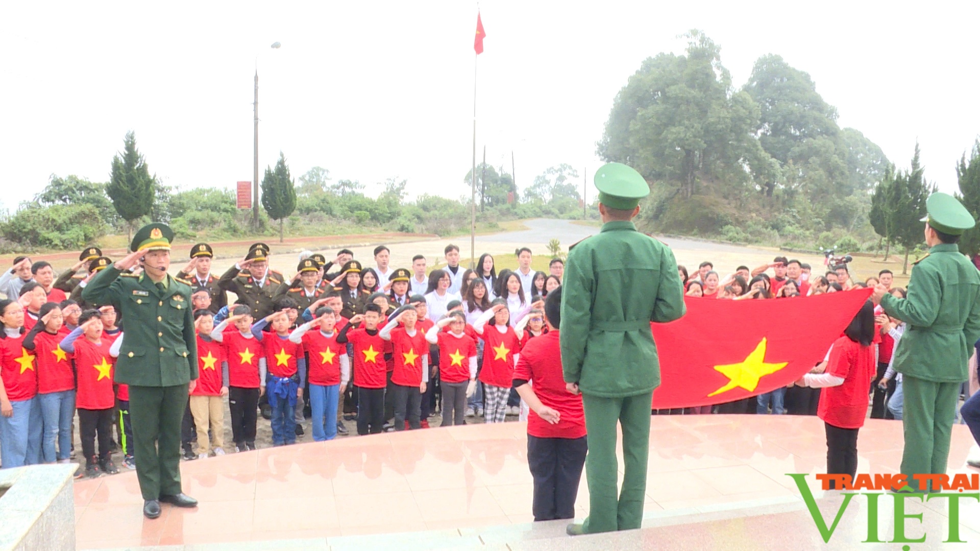 Bộ đội Biên phòng Sơn La, đem hơi ấm đến vùng cao biên giới- Ảnh 6.