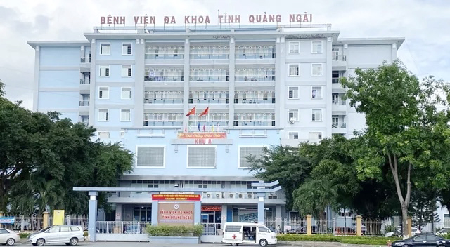 Bệnh viện đa khoa tỉnh Quảng Ngãi có nữ Phó Giám đốc, 2 đơn vị của Sở TNMT có lãnh đạo mới- Ảnh 1.