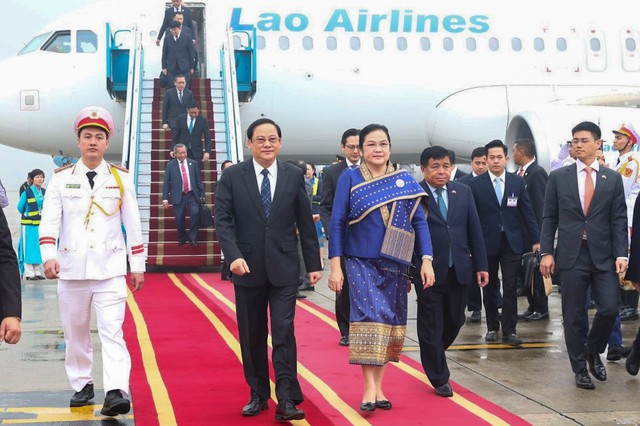 Thủ tướng Phạm Minh Chính chủ trì Lễ đón trọng thể Thủ tướng Lào Sonexay Siphandone- Ảnh 3.