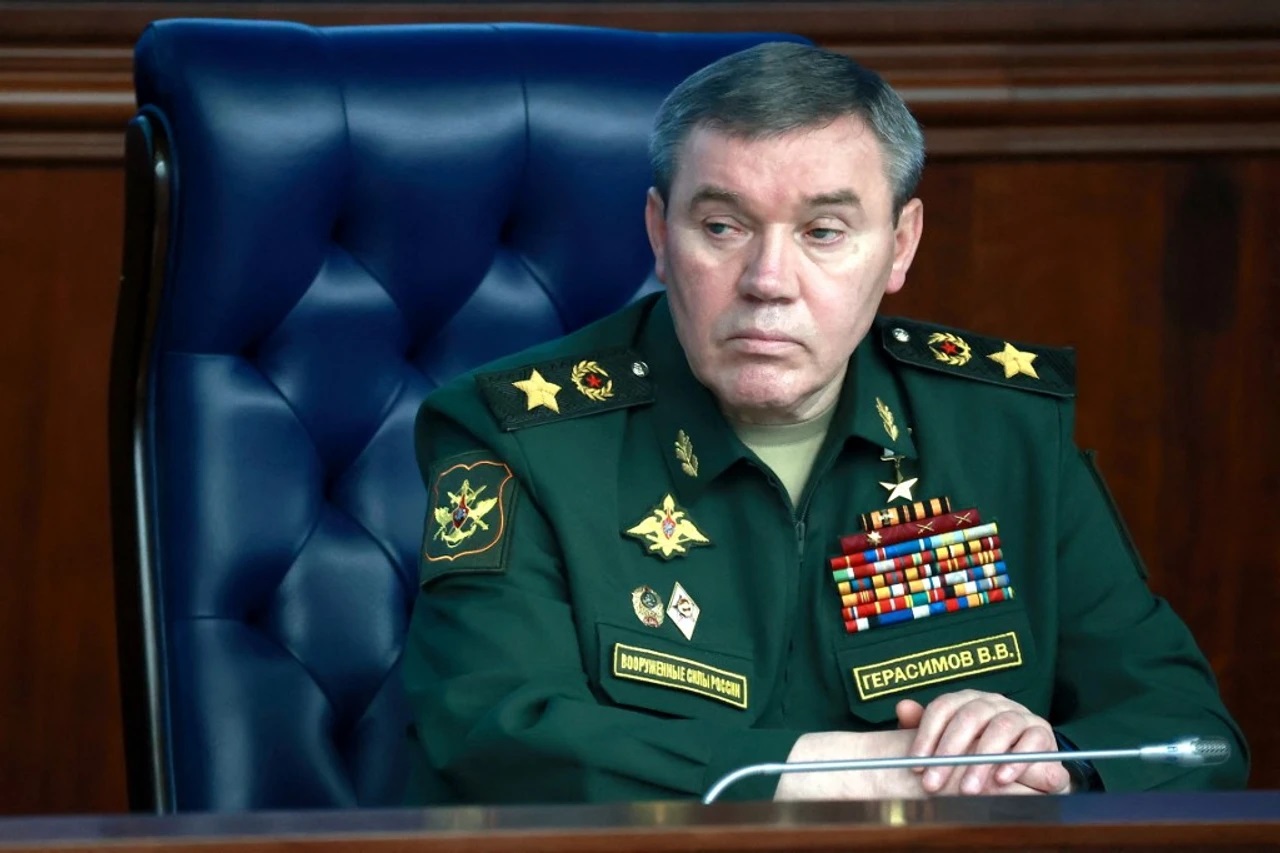 Thực hư tin đồn tướng cấp cao nhất của Nga thiệt mạng trong cuộc tấn công của Ukraine vào Crimea- Ảnh 1.