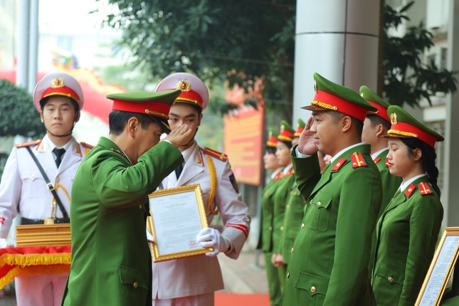 Hành trình từ Trung sĩ lên Trung úy của học viên xuất sắc Học viện Cảnh sát nhân dân- Ảnh 2.