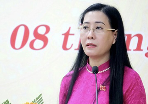 Quảng Ngãi:
Đưa cán bộ tỉnh về xã, trao quyết định bổ nhiệm lãnh đạo BQL dự án dân dụng
- Ảnh 1.