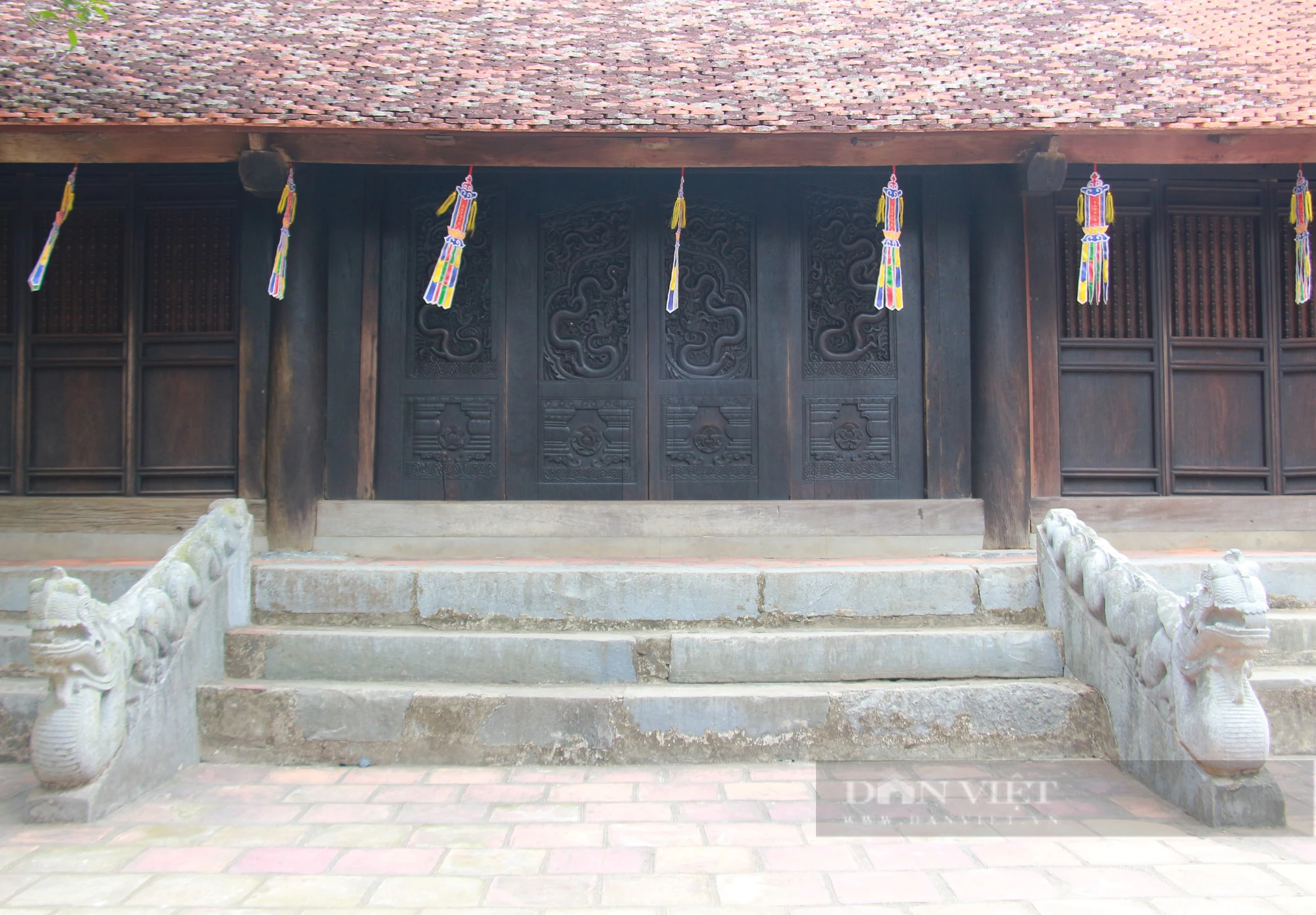 Bảo vật quốc gia ở chùa Phổ Minh của Nam Định là bộ cánh cửa 4 cánh, ai ngắm cũng trầm trồ- Ảnh 1.