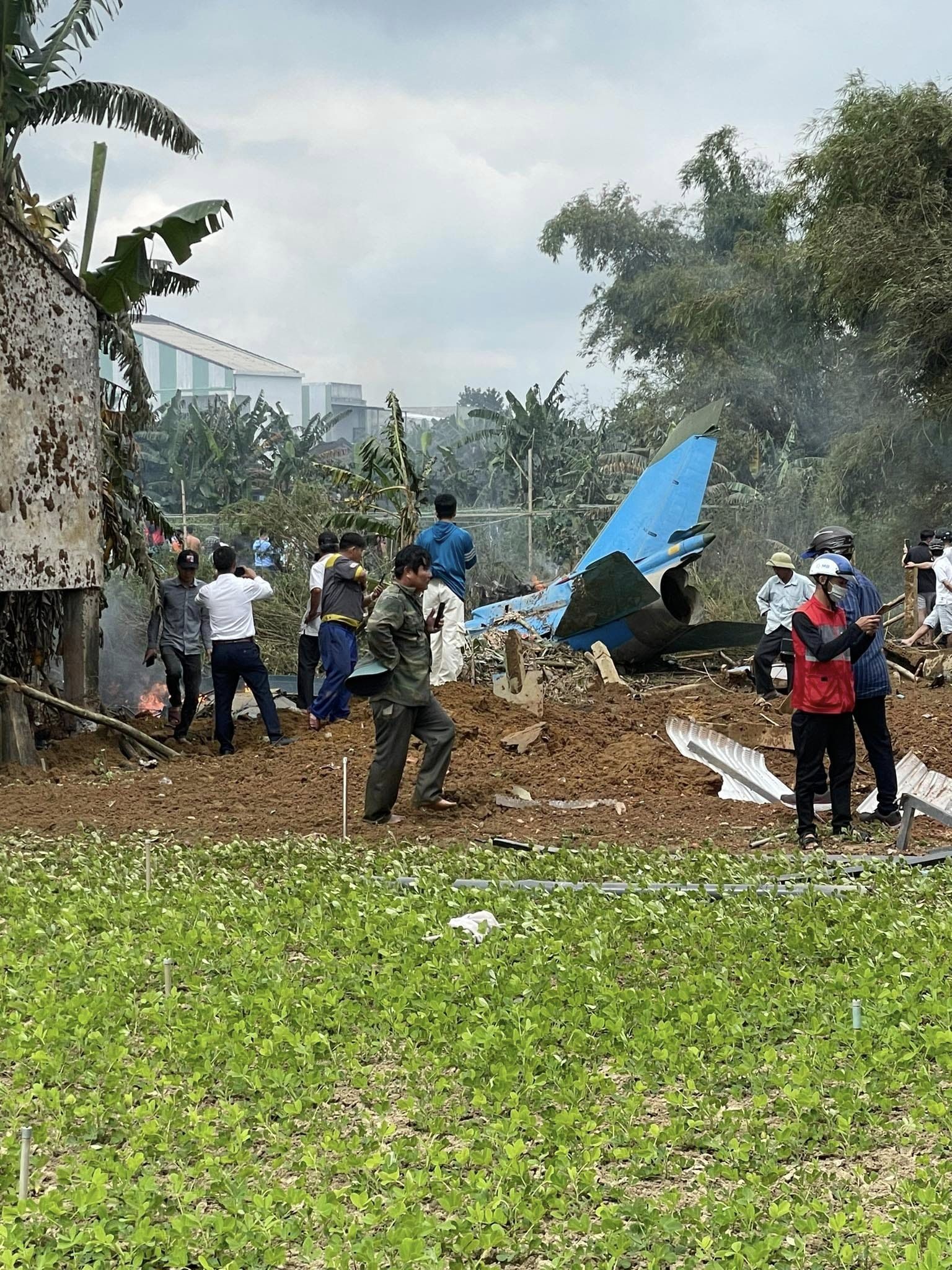 Đã xác định được loại máy bay quân sự rơi ở Quảng Nam- Ảnh 1.