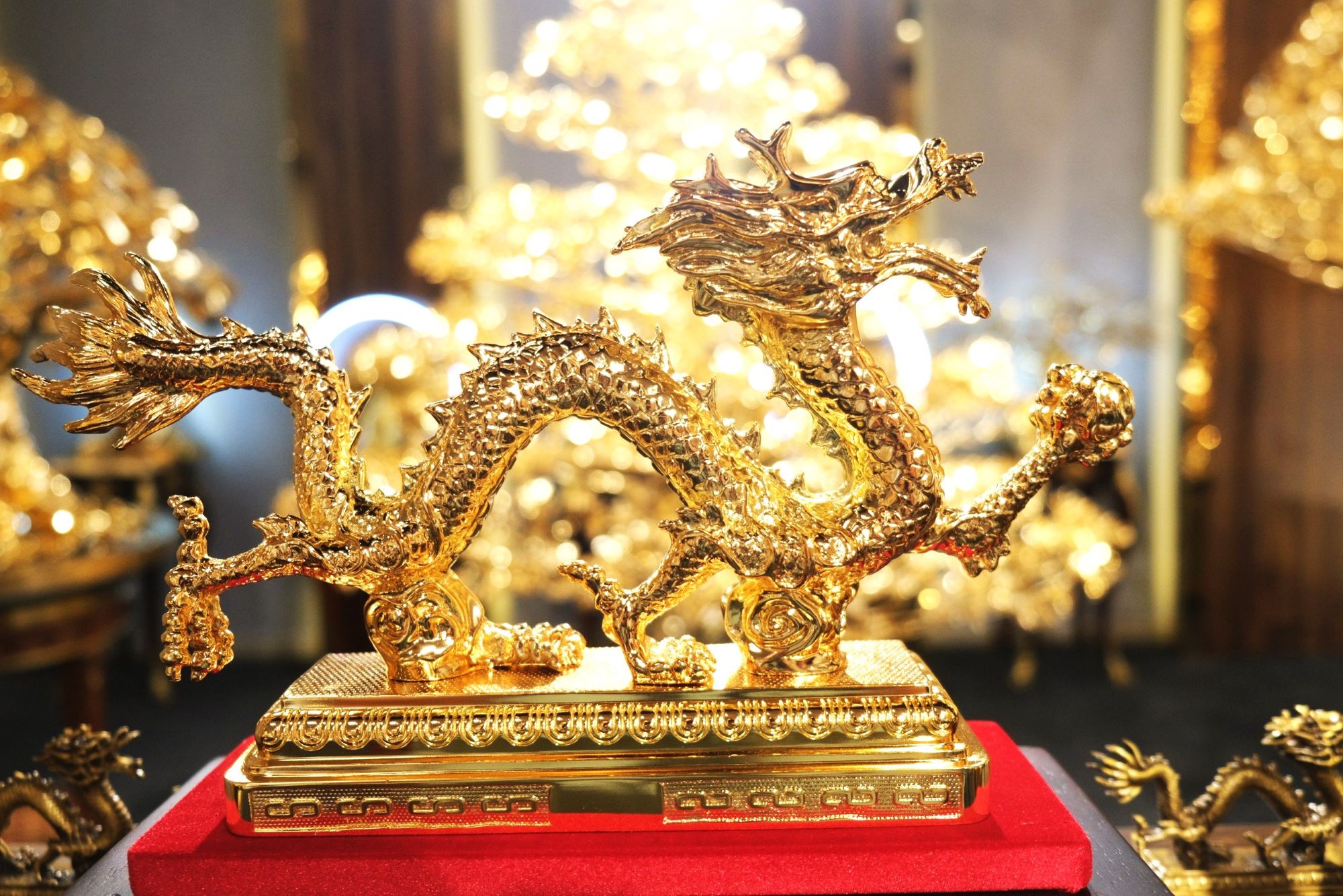 60 nghệ nhân chế tác cây bồ đề mạ vàng chưng Tết giá 24 tỷ đồng- Ảnh 11.