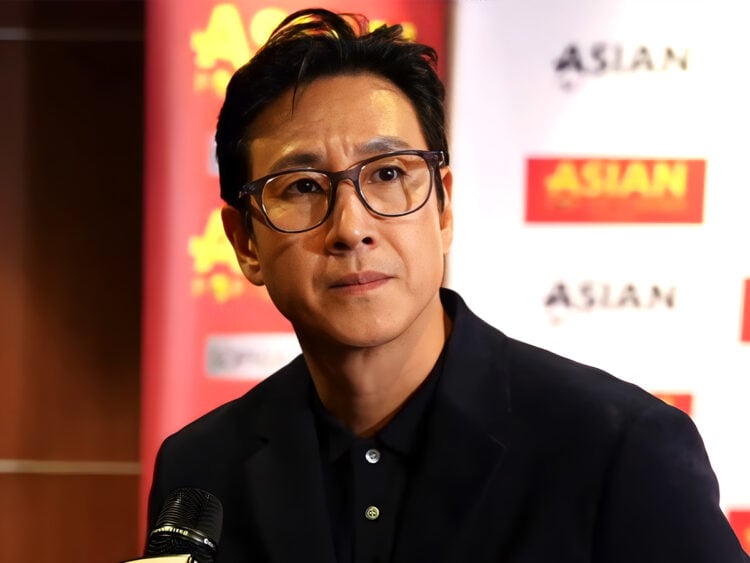 Đạo diễn "Ký sinh trùng" kêu gọi mở rộng điều tra cái chết của Lee Sun Kyun- Ảnh 1.