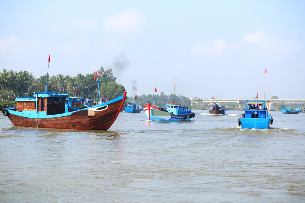 Một ngư dân ở Quảng Nam bị phạt hơn 370 triệu đồng- Ảnh 1.