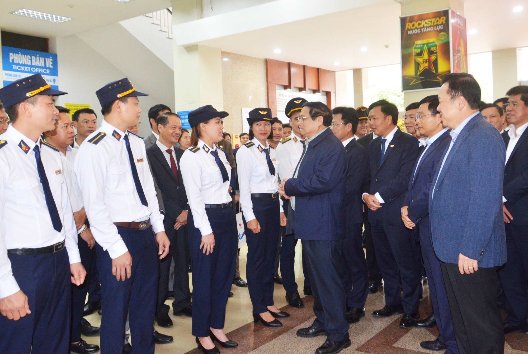 Thủ tướng Phạm Minh Chính đánh giá cao sự thay đổi của ngành Đường sắt- Ảnh 3.