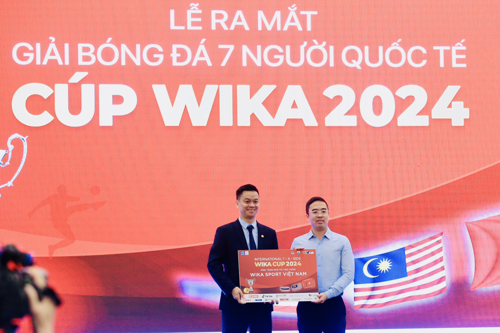 Việt Nam so tài Thái Lan, Malaysia tại giải bóng đá 7 người quốc tế 2024- Ảnh 2.