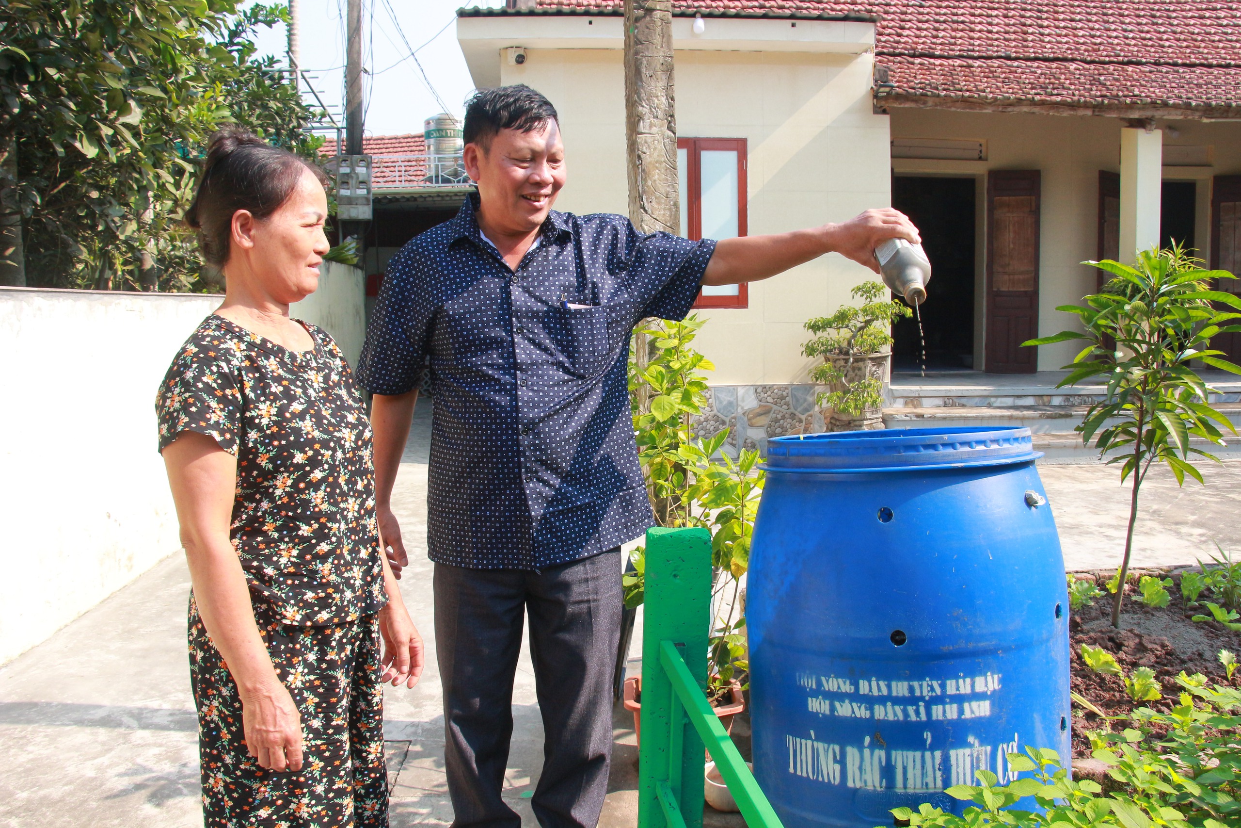  Đã có 12.011 tổ, nhóm, câu lạc bộ nông dân thu gom, phân loại, xử lý rác thải - Ảnh 3.