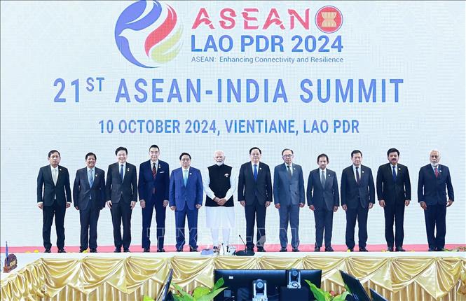 Thủ tướng dự các hội nghị Cấp cao ASEAN-Ấn Độ và Cấp cao đặc biệt ASEAN-Canada - Ảnh 2.