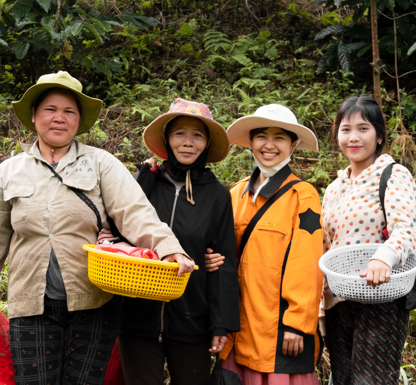 Xây đắp cộng đồng nông dân hạnh phúc từ cây cà phê "hai không"- Ảnh 4.