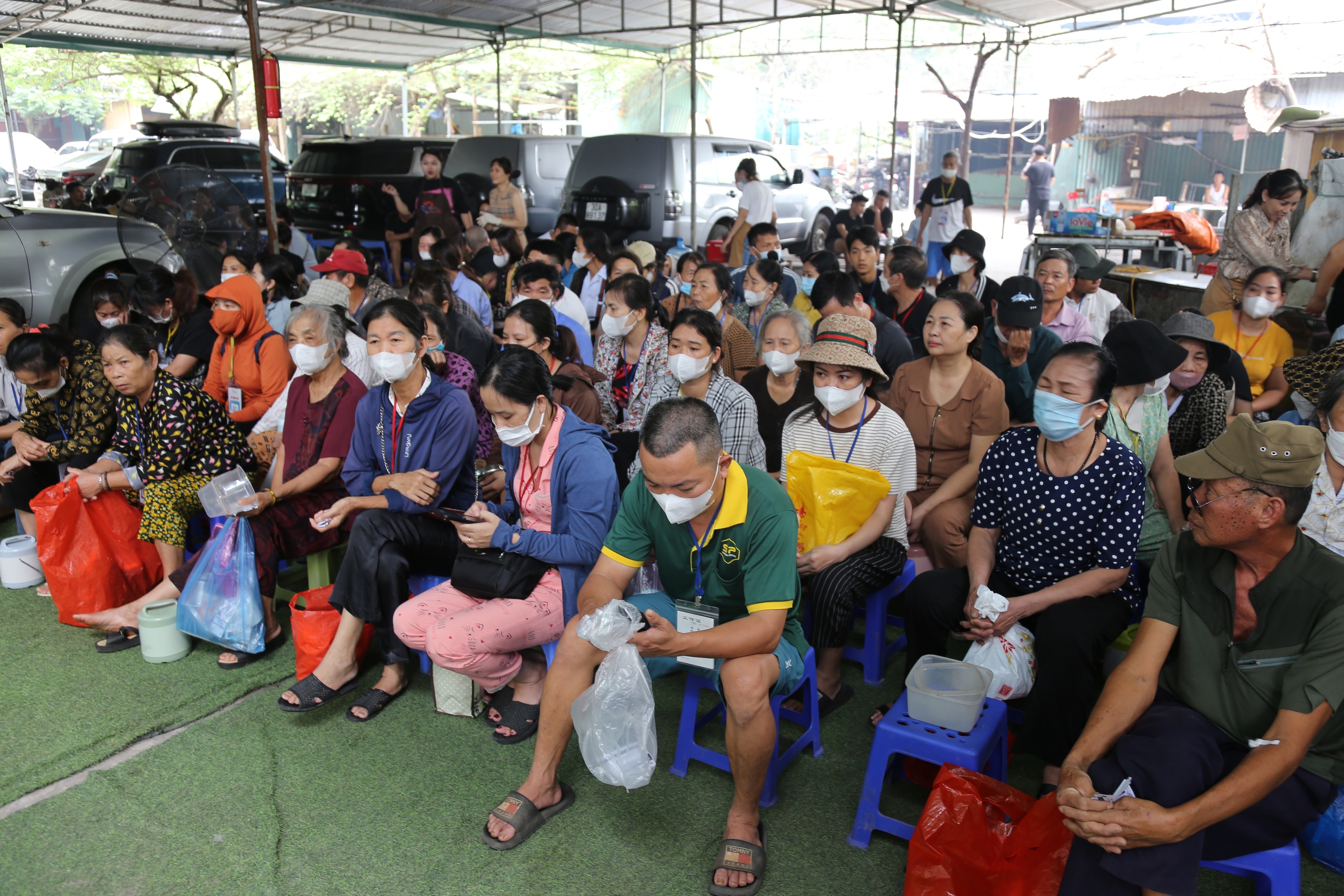 Bữa Cơm Yêu Thương số 76: San sẻ từng suất cơm, gửi gắm trọn tấm lòng - Ảnh 24.