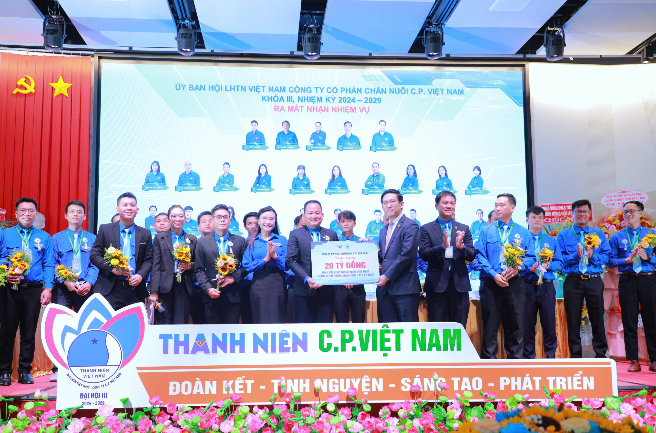 Đại hội Hội LHTN Việt Nam C.P. Việt Nam: Thanh niên tiên phong đóng góp cho sự phát triển cộng đồng