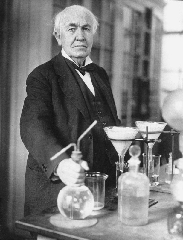 Thomas Edison từng bị "ném đá" ra sao khi phát minh bóng đèn? - Ảnh 6.