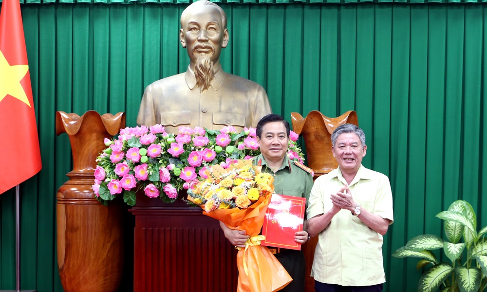 5 đại tá công an được bổ nhiệm, chỉ định giữ trọng trách mới - Ảnh 2.