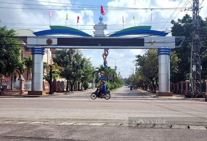 "Tuýt còi" tiêu chí "lạ" nhằm hạn chế nhà thầu tham gia đấu thầu tại Bình Định- Ảnh 2.