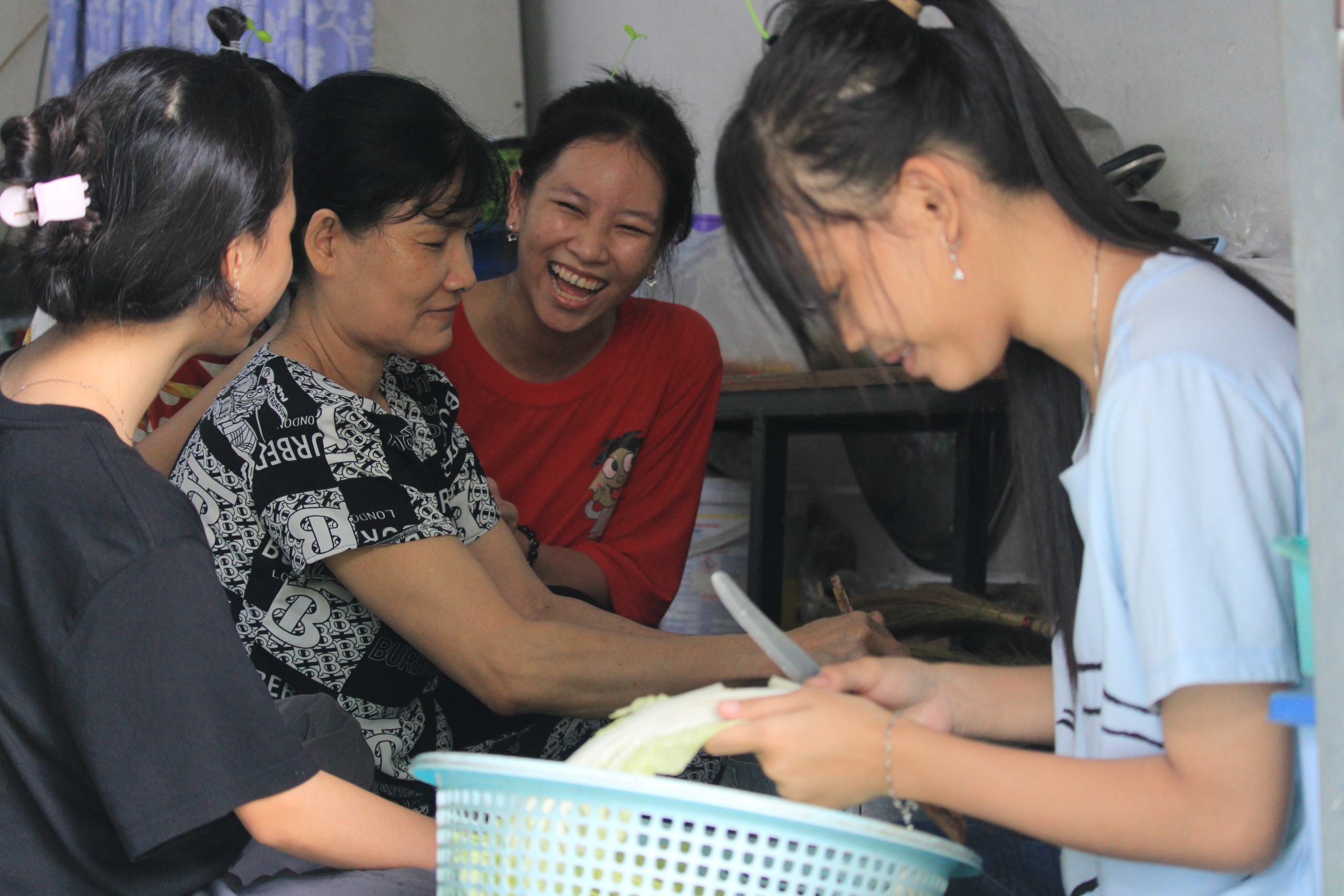 Ngôi chùa dưới chân núi ở Nha Trang gieo "con chữ, cái nghề" cho hàng trăm trẻ em có hoàn cảnh khó khăn- Ảnh 6.