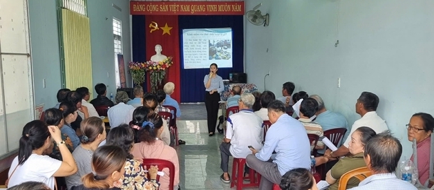 Bình Thuận: Ra mắt Chi hội nông dân"Sản xuất lúa chất lượng cao", tập huấn phân loại chất thải rắn sinh hoạt tại nguồn - Ảnh 3.