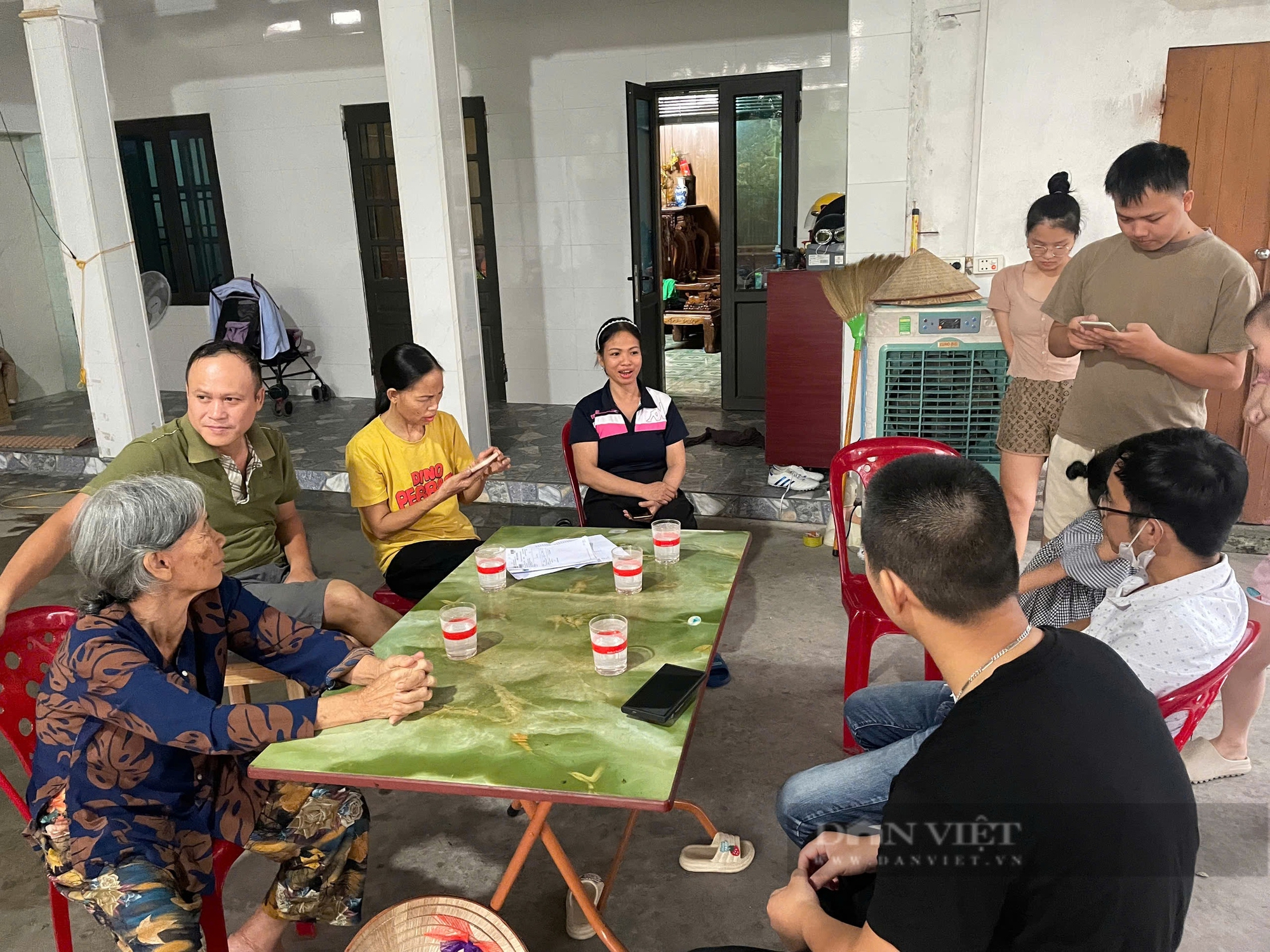 Huyện Bình Giang (Hải Dương): Người dân đóng chặt cửa, bịt khẩu trang vì mùi lạ "tra tấn" suốt nhiều tuần- Ảnh 3.