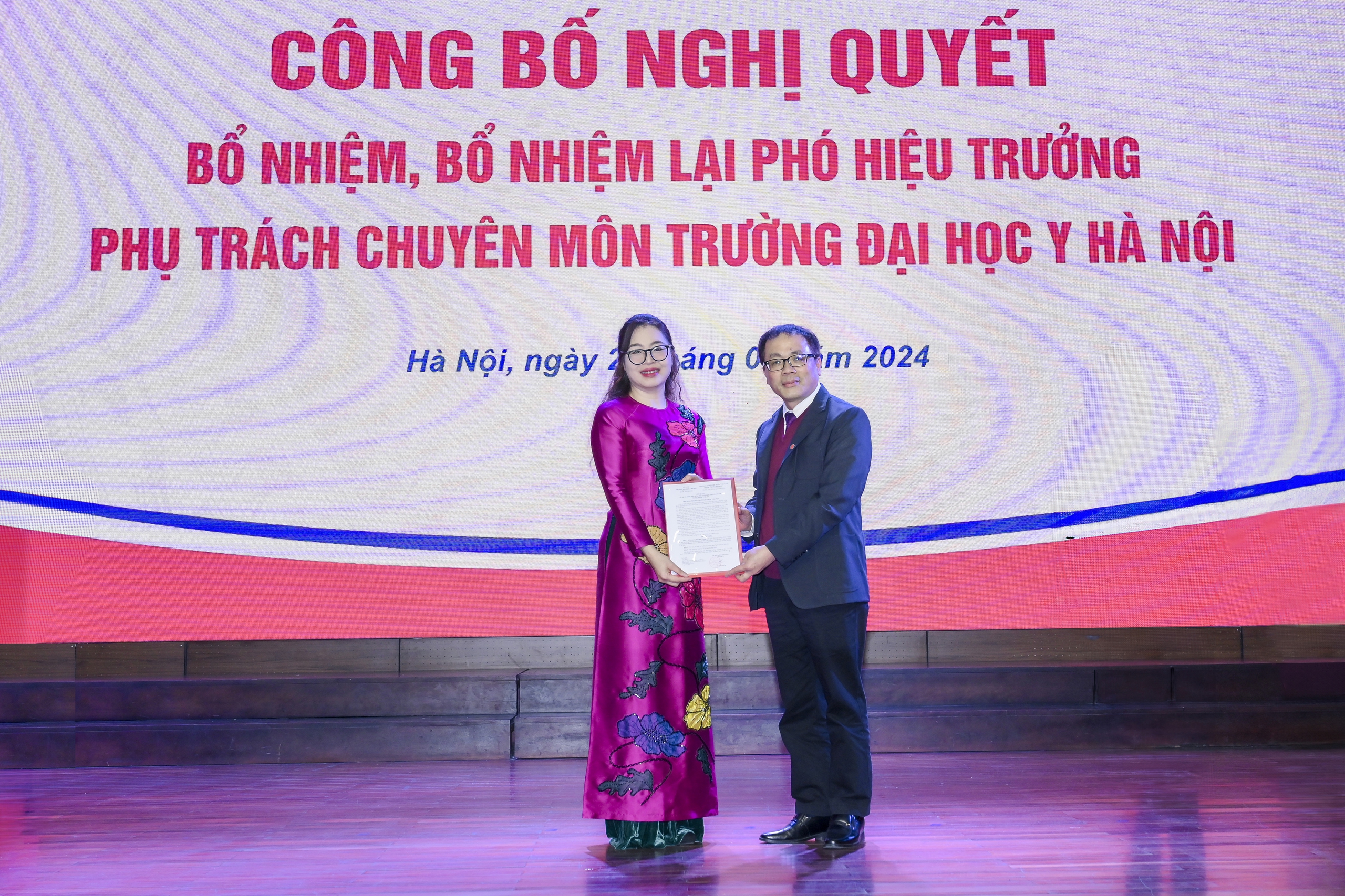 Nữ Phó hiệu trưởng của Trường Đại học Y Hà Nội sau gần 20 năm: “Tôi thấy rất may mắn…”- Ảnh 2.