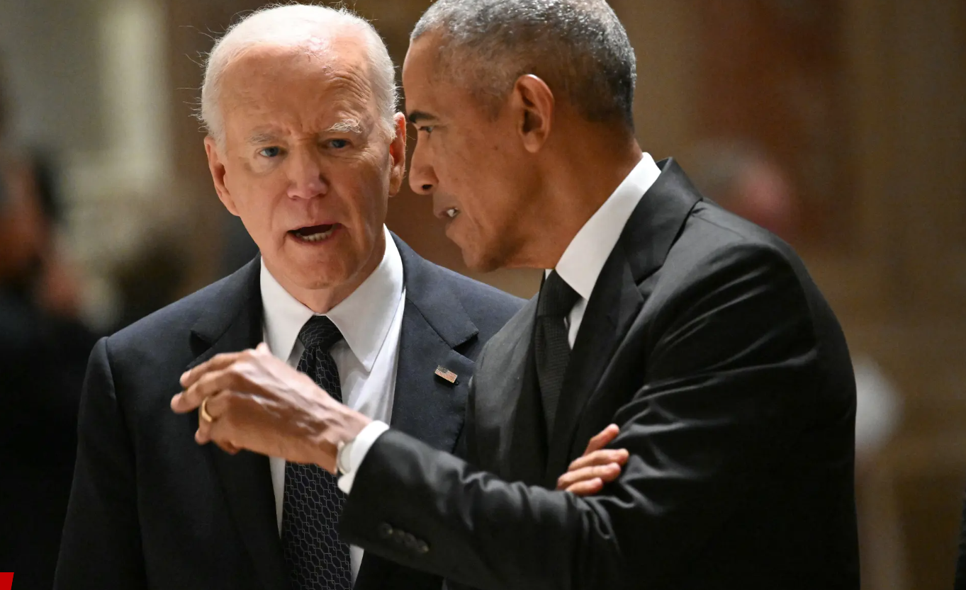 Cuộ trò chuyện căng thẳng của ông Biden và ông Obama: "Bà ấy không mạnh bằng tôi" - Ảnh 1.