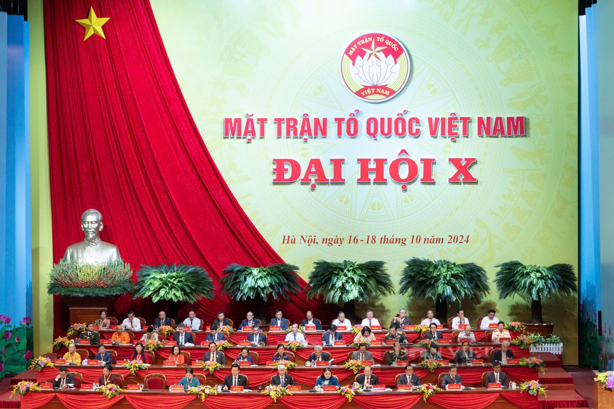 Toàn cảnh Đại hội X Mặt trận Tổ quốc Việt Nam - Ảnh 27.