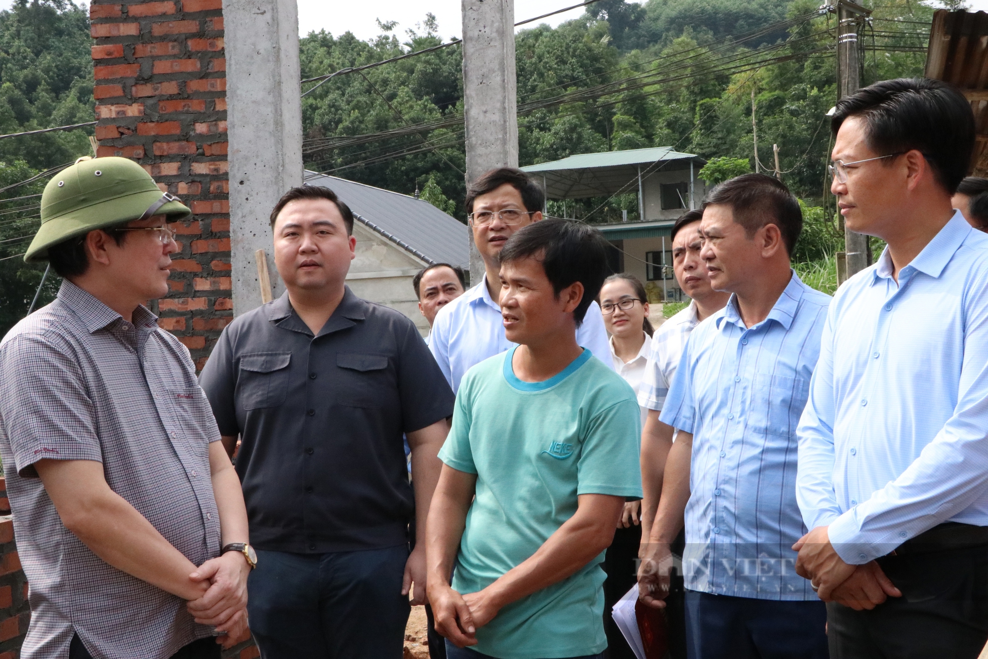 Chủ tịch Hội NDVN Lương Quốc Đoàn trao quà tại Lào Cai, Yên Bái: Sau bão... là nụ cười hạnh phúc khi có nhà mới - Ảnh 3.