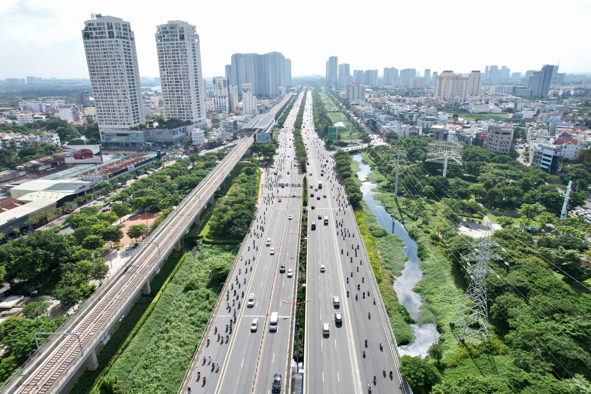 
Thi tuyển phương án kiến trúc cho nút giao thông Bình Thái, đường Vành đai 2- Ảnh 1.