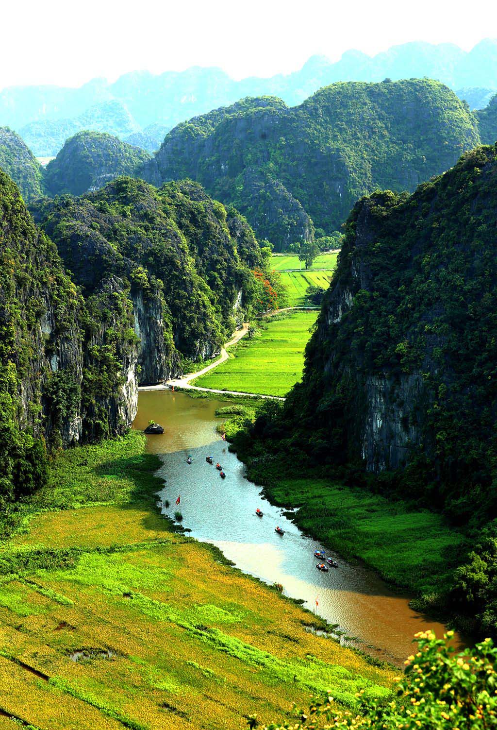 Ngắm Tràng An vào mùa thu với khung cảnh non nước hữu tình đẹp lay động lòng người - Ảnh 5.