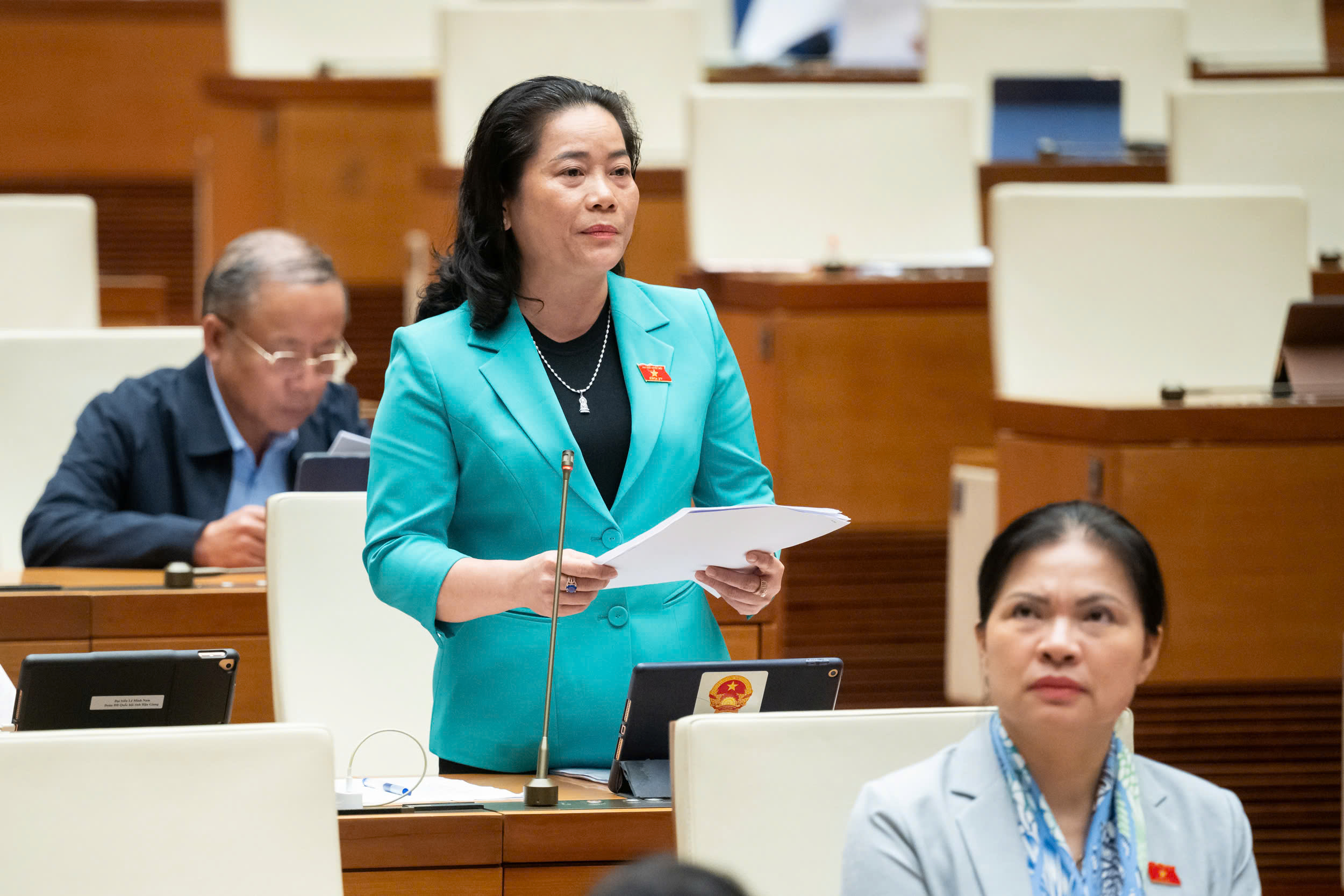 ĐBQH: "Đóng phí công đoàn 2% là gánh nặng cho doanh nghiệp"- Ảnh 5.