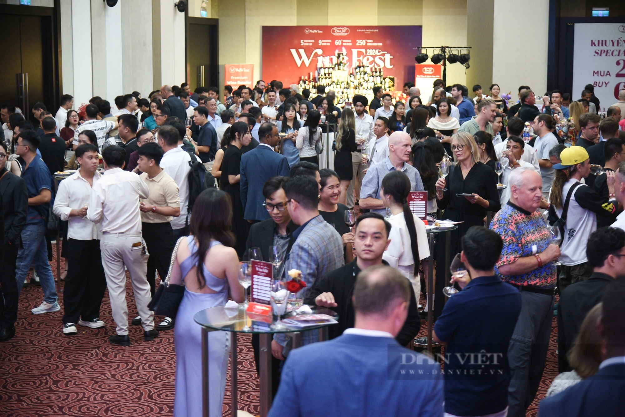 Có gì tại Lễ hội rượu vang lớn nhất miền Trung Winefest 2024? - Ảnh 1.