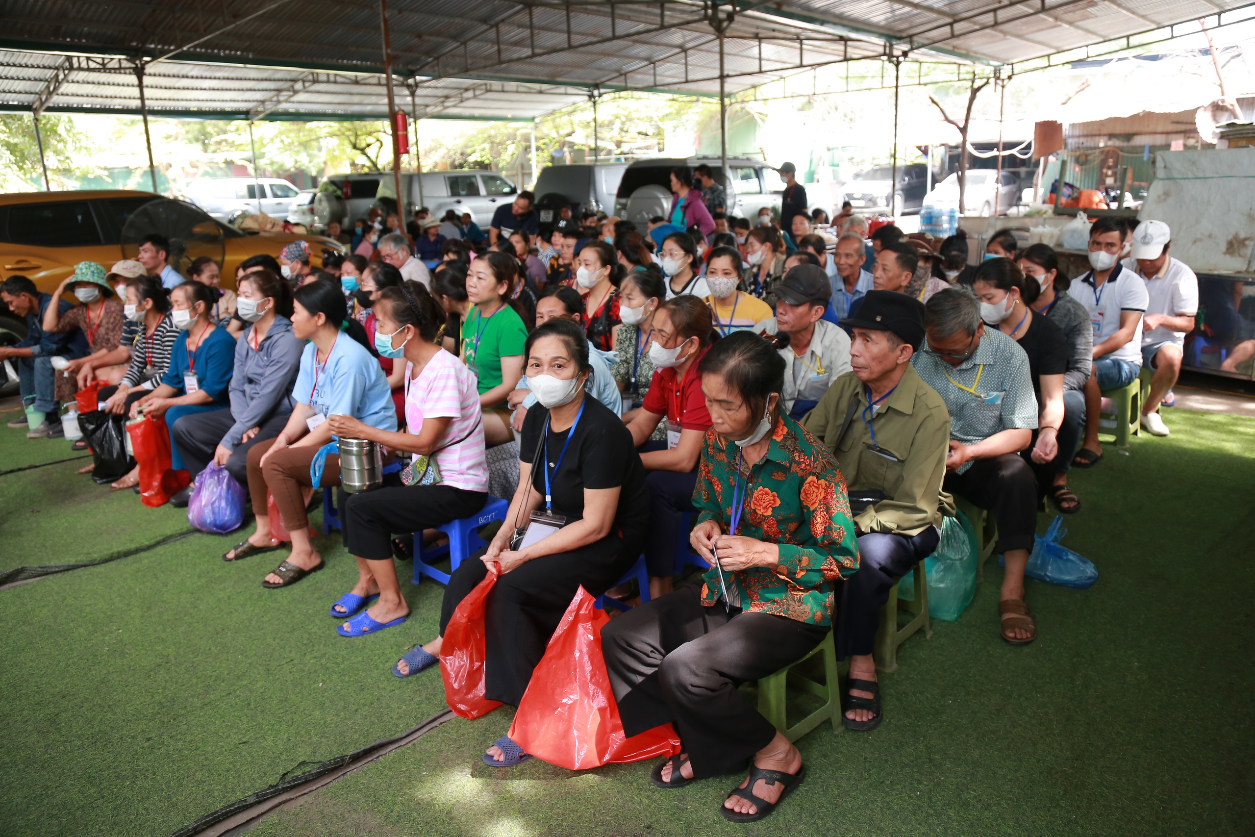 Trao yêu thương từ những suất cơm tình nghĩa- Ảnh 24.