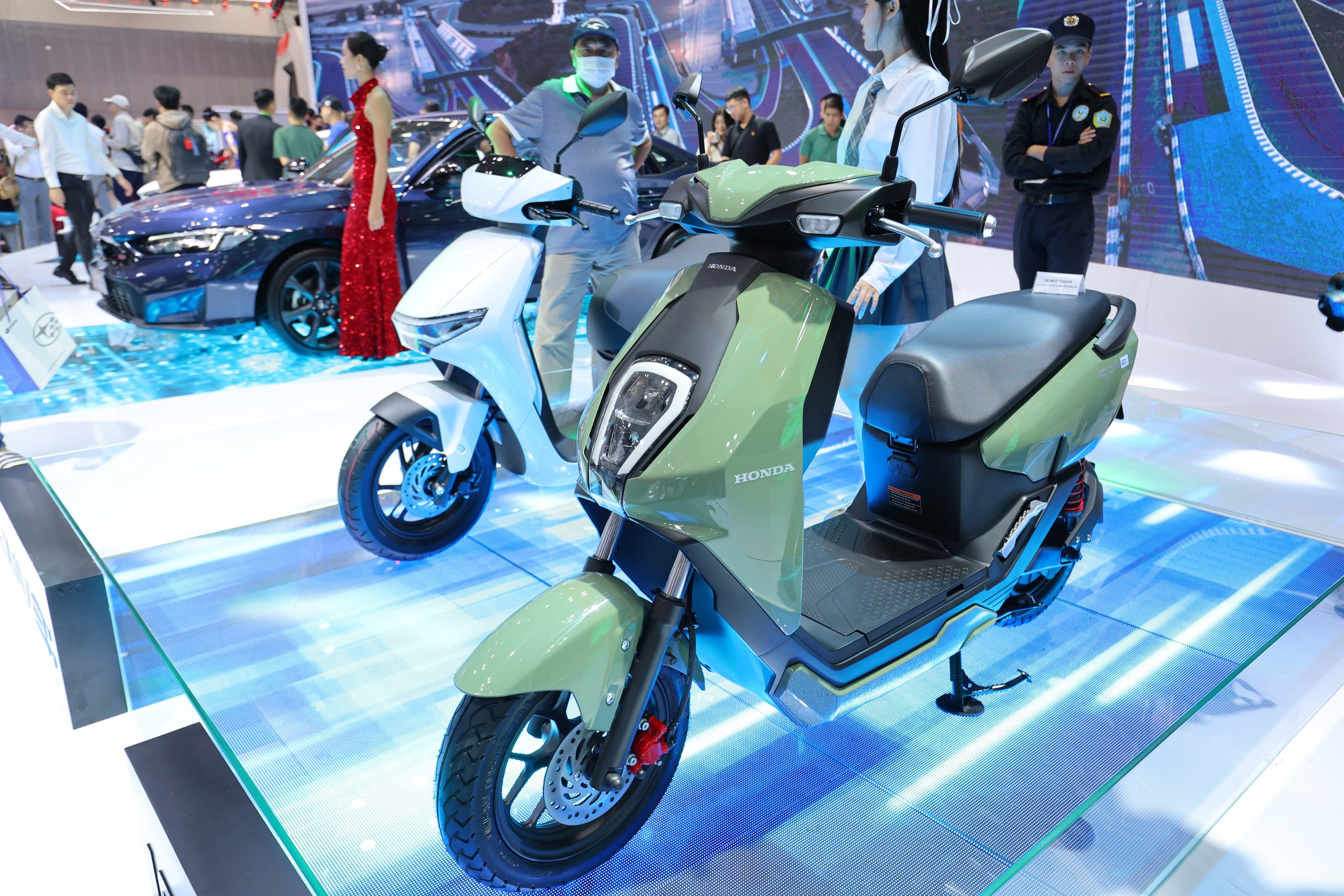 Xe điện, xe 'xanh' phô diễn tại Vietnam Motor Show 2024 - Ảnh 3.