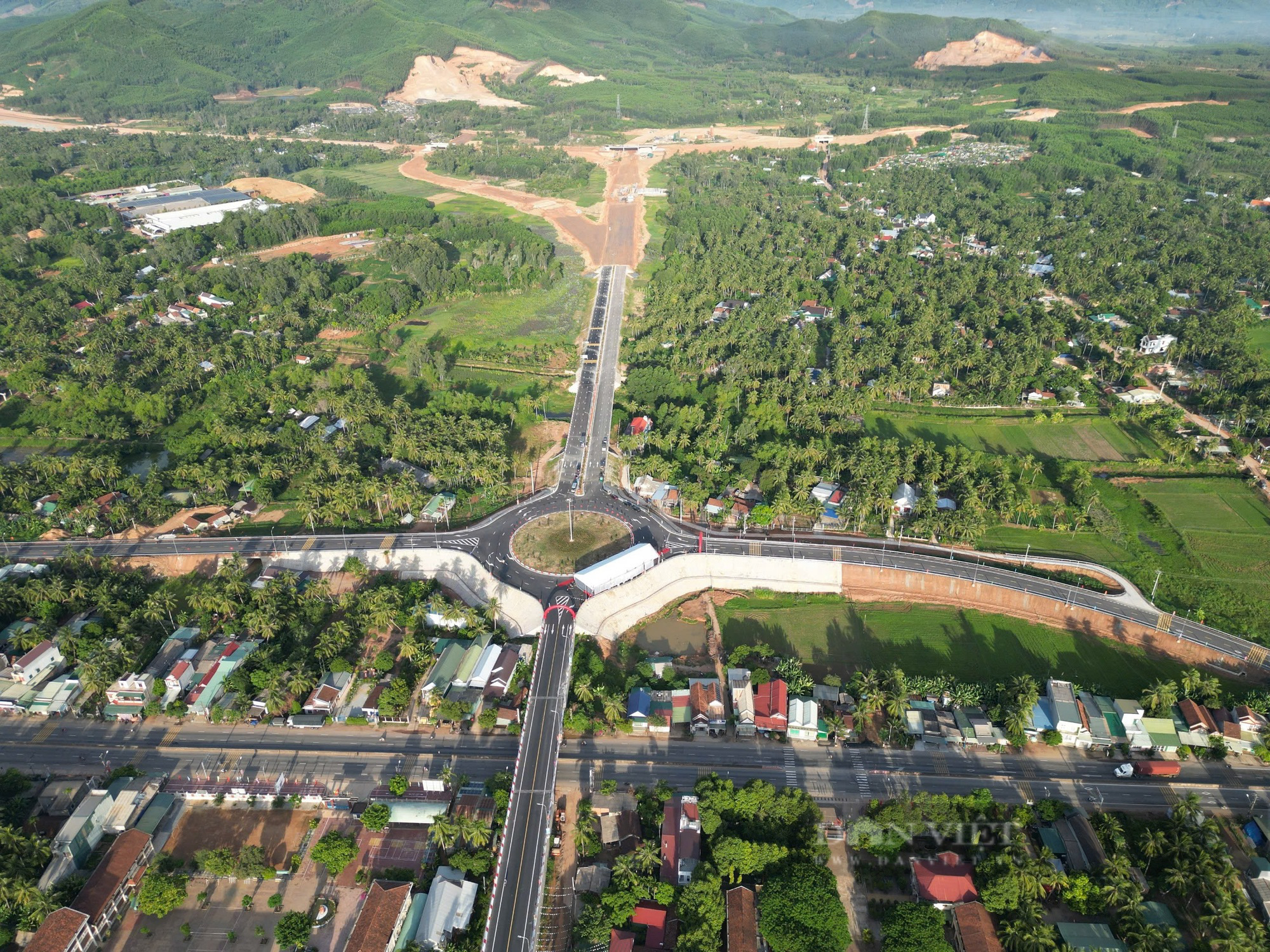 Xử lý bất cập trên tuyến đường 7km trị giá gần 800 tỷ đồng vừa khánh thành tại Bình Định- Ảnh 1.