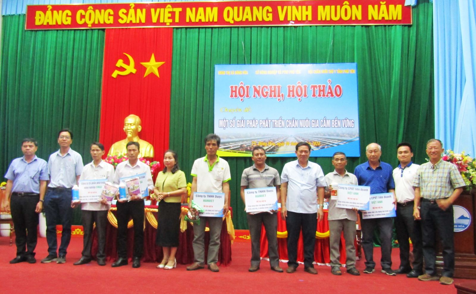 Phú Yên: Khuyến nông đồng hành cùng nông dân trong chuyển giao tiến bộ kỹ thuật nông nghiệp - Ảnh 2.