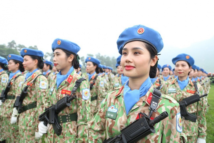 Đại tướng Phan Văn Giang: "Hiếm lắm mới có thời kỳ có 3 sĩ quan nữ làm tướng"- Ảnh 2.