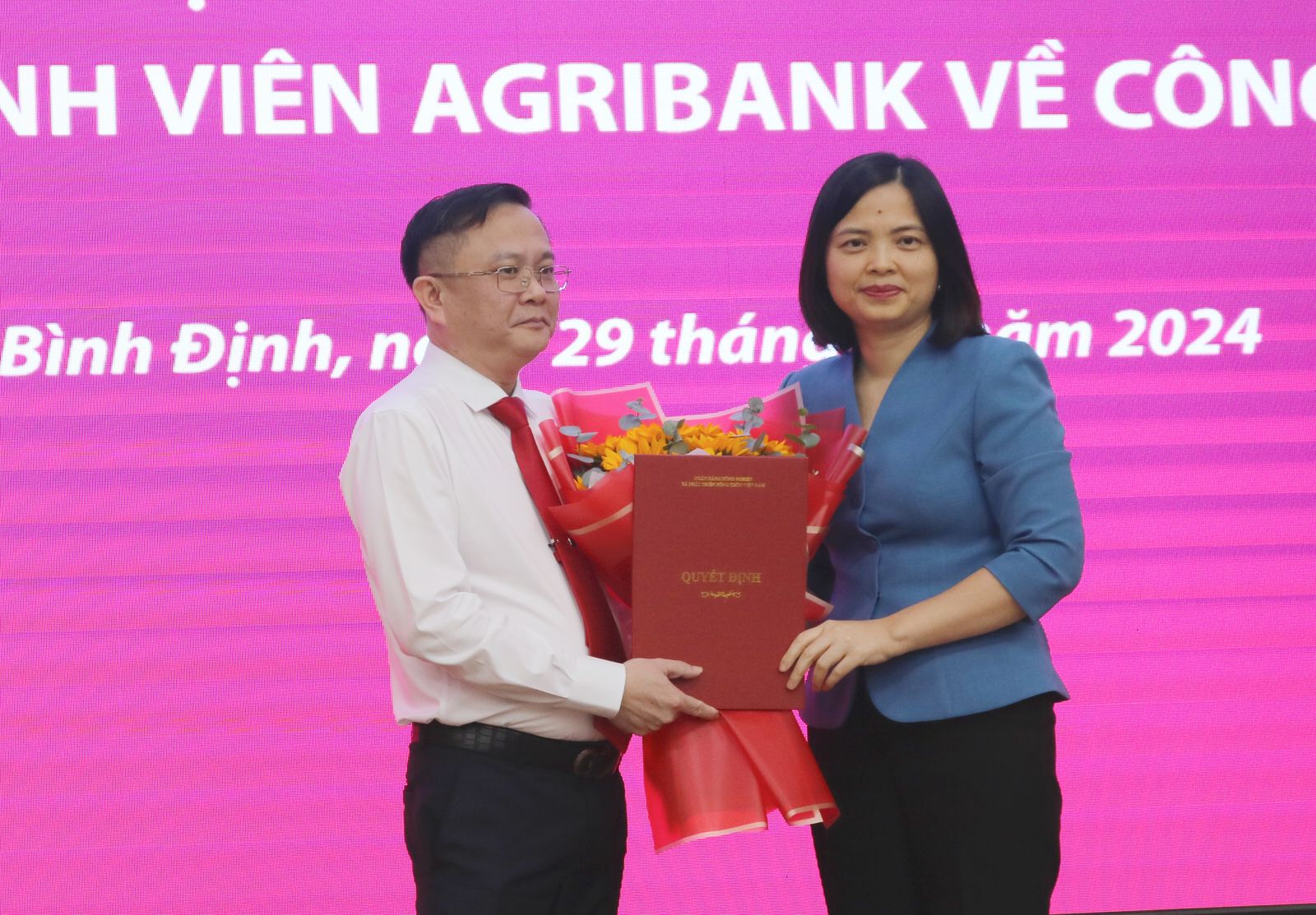 Ông Nguyễn Hữu Câu làm Giám đốc Agribank Bình Định- Ảnh 1.