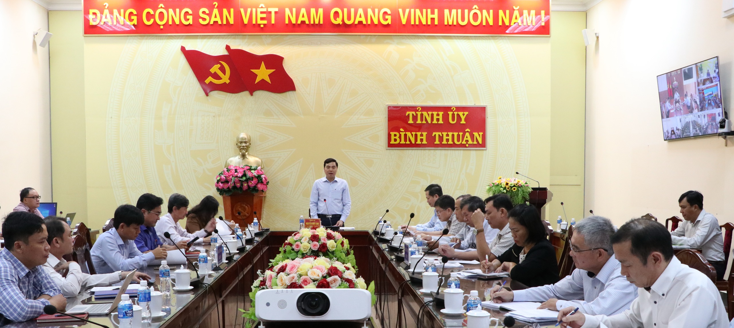 Phát triển bền vững cây thanh long ở Bình Thuận - Ảnh 1.