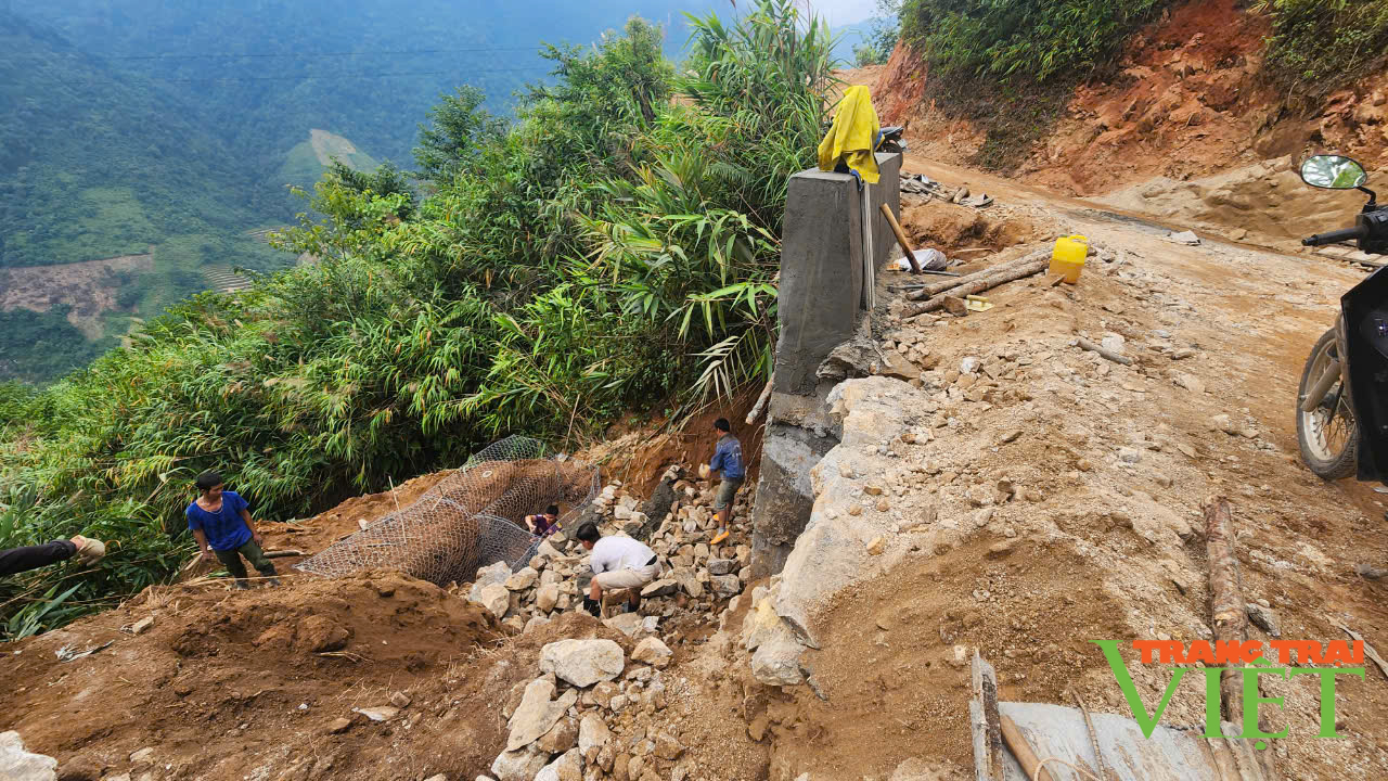 Sớm hoàn thành dự án cứng hóa đường giao thông từ các bản Sín Chải A, B đến trung tâm xã Pa Vệ Sủ - Ảnh 3.