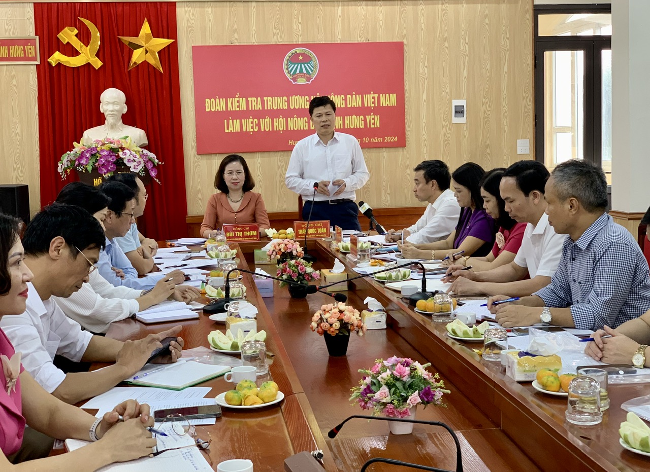 Kiểm tra công tác Hội Nông dân tại Hưng Yên, Phó Chủ tịch TƯ Hội NDVN Bùi Thị Thơm nhấn mạnh 8 nhiệm vụ - Ảnh 3.