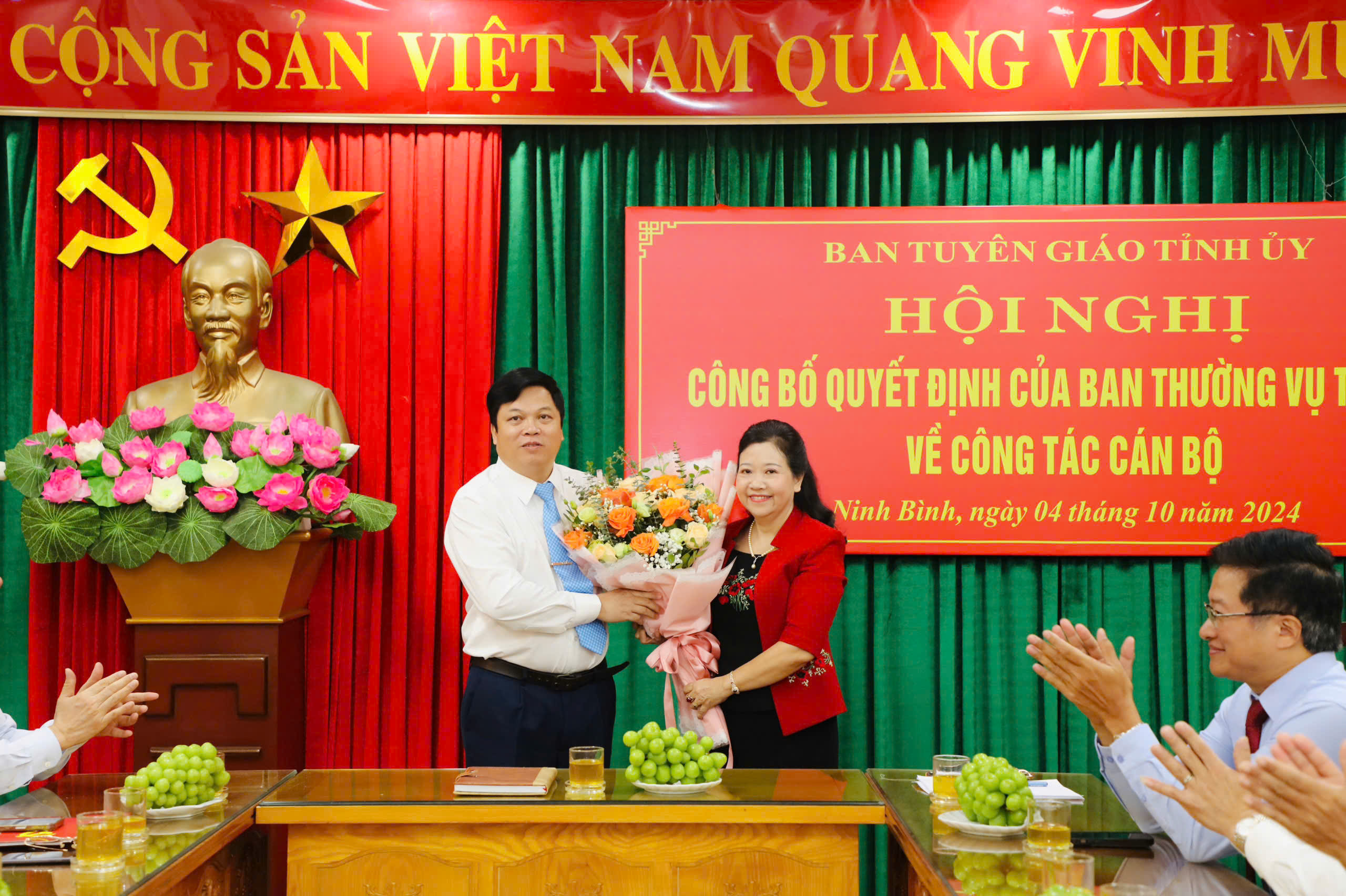 Ông Lưu Văn Hiền giữ chức Phó Trưởng Ban Tuyên giáo Tỉnh ủy Ninh Bình - Ảnh 3.