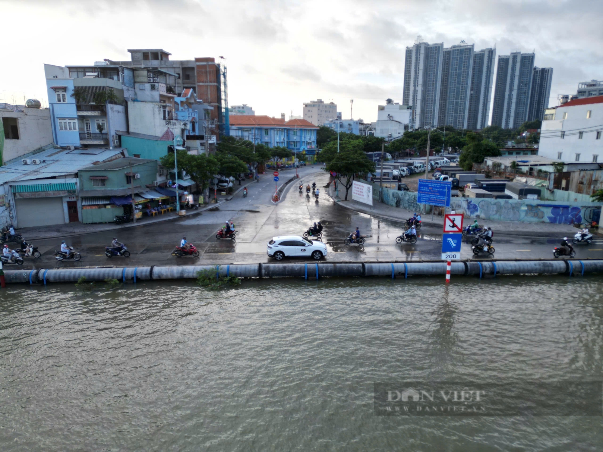 1 ngày 2 lần chạy ngập, người dân TP.HCM phấn khởi vì sắp thoát cảnh sống khổ- Ảnh 2.