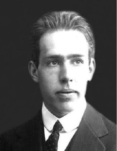 Niels Bohr - nhà khoa học từ chối hợp tác với Hitler - Ảnh 1.