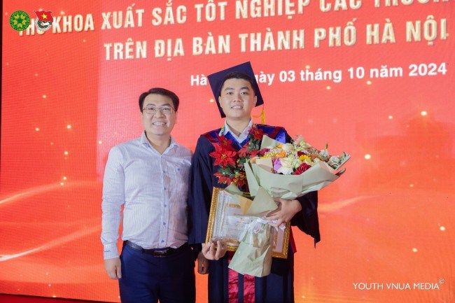 Trần Quốc Dũng - Thủ khoa xuất sắc tốt nghiệp năm 2024 tự hào là sinh viên Học viện Nông nghiệp Việt Nam - Ảnh 2.