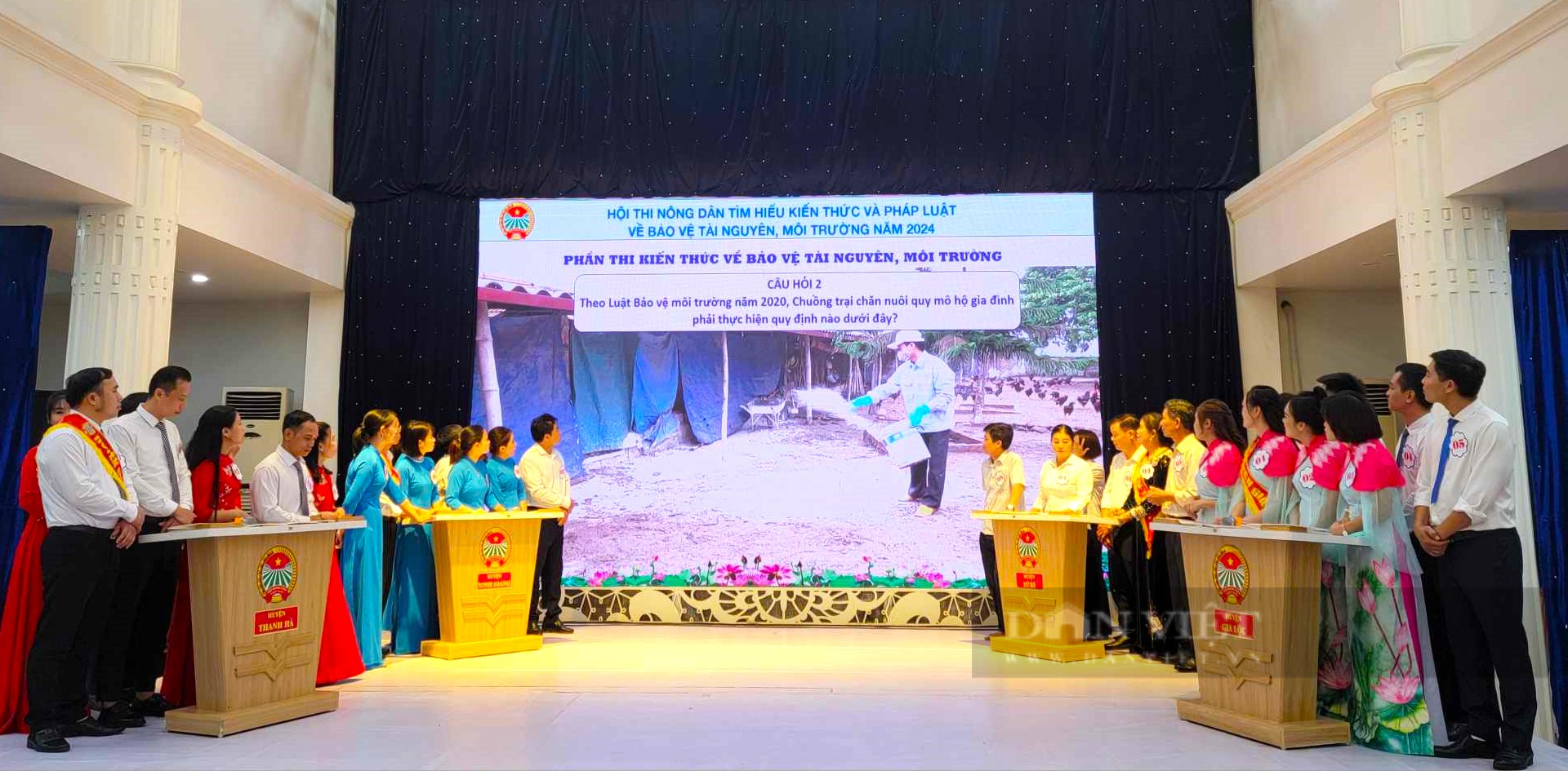 Nông dân Hải Dương sôi nổi thi tìm hiểu kiến thức và pháp luật về bảo vệ tài nguyên môi trường - Ảnh 4.