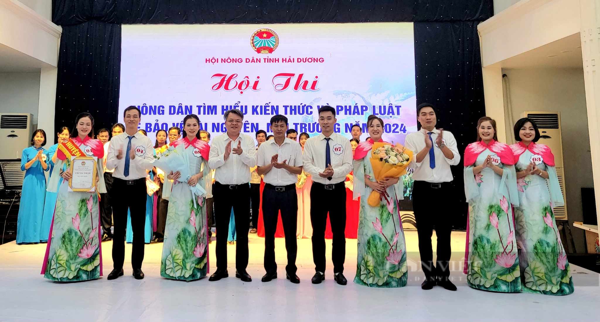 Nông dân Hải Dương sôi nổi thi tìm hiểu kiến thức và pháp luật về bảo vệ tài nguyên môi trường - Ảnh 7.