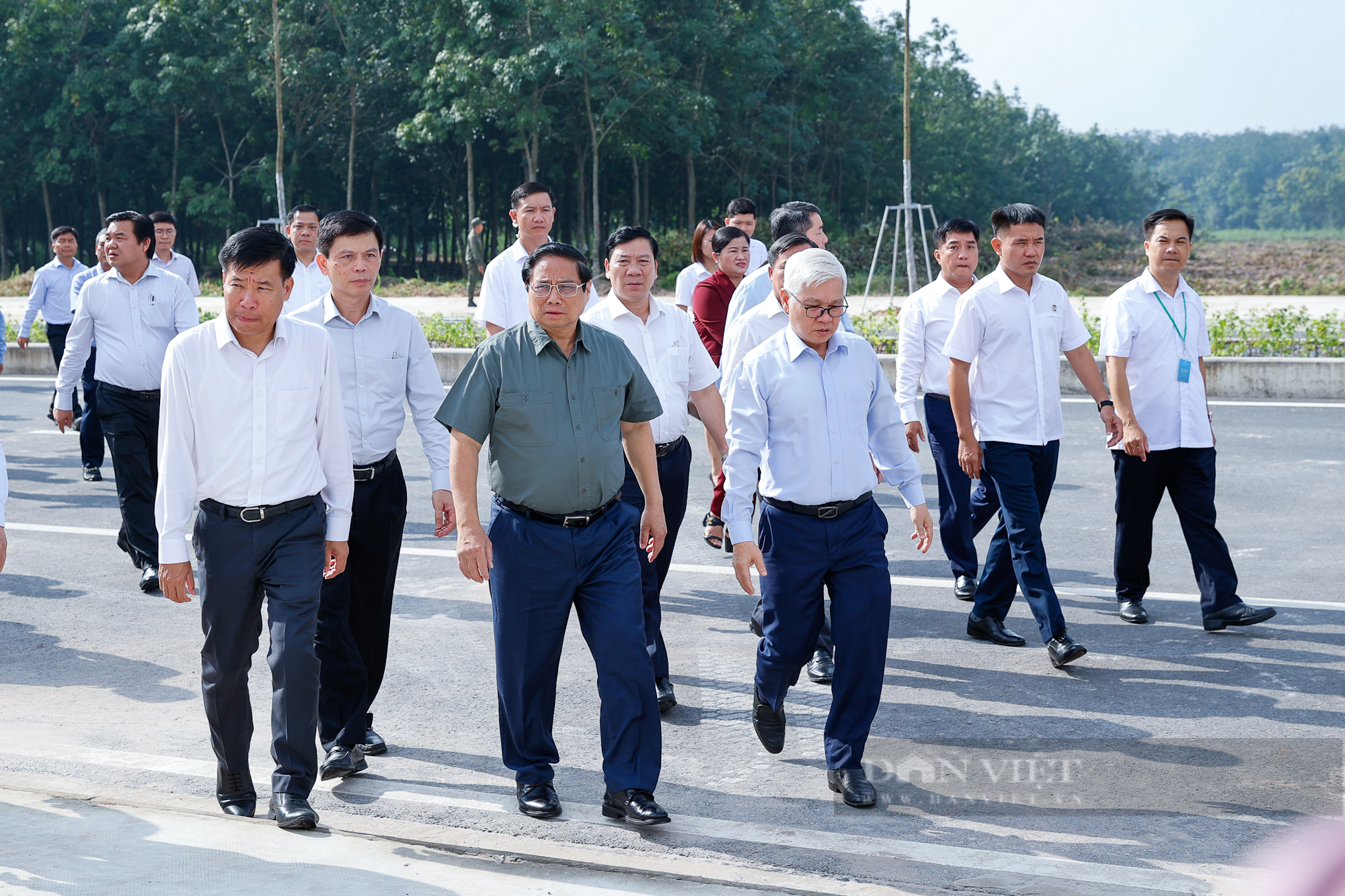 Chọn nhân sự “đủ năng lực”, "tránh sai sót" để triển khai cao tốc Gia Nghĩa - Chơn Thành- Ảnh 2.