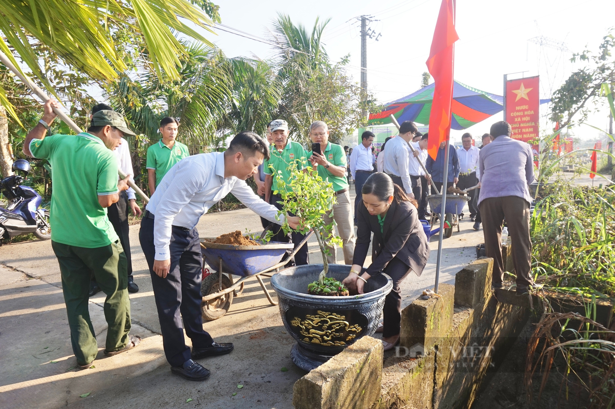 Hội Nông dân Đà Nẵng phát động xây dựng tuyến đường nông thôn mới kiểu mẫu năm 2024- Ảnh 6.