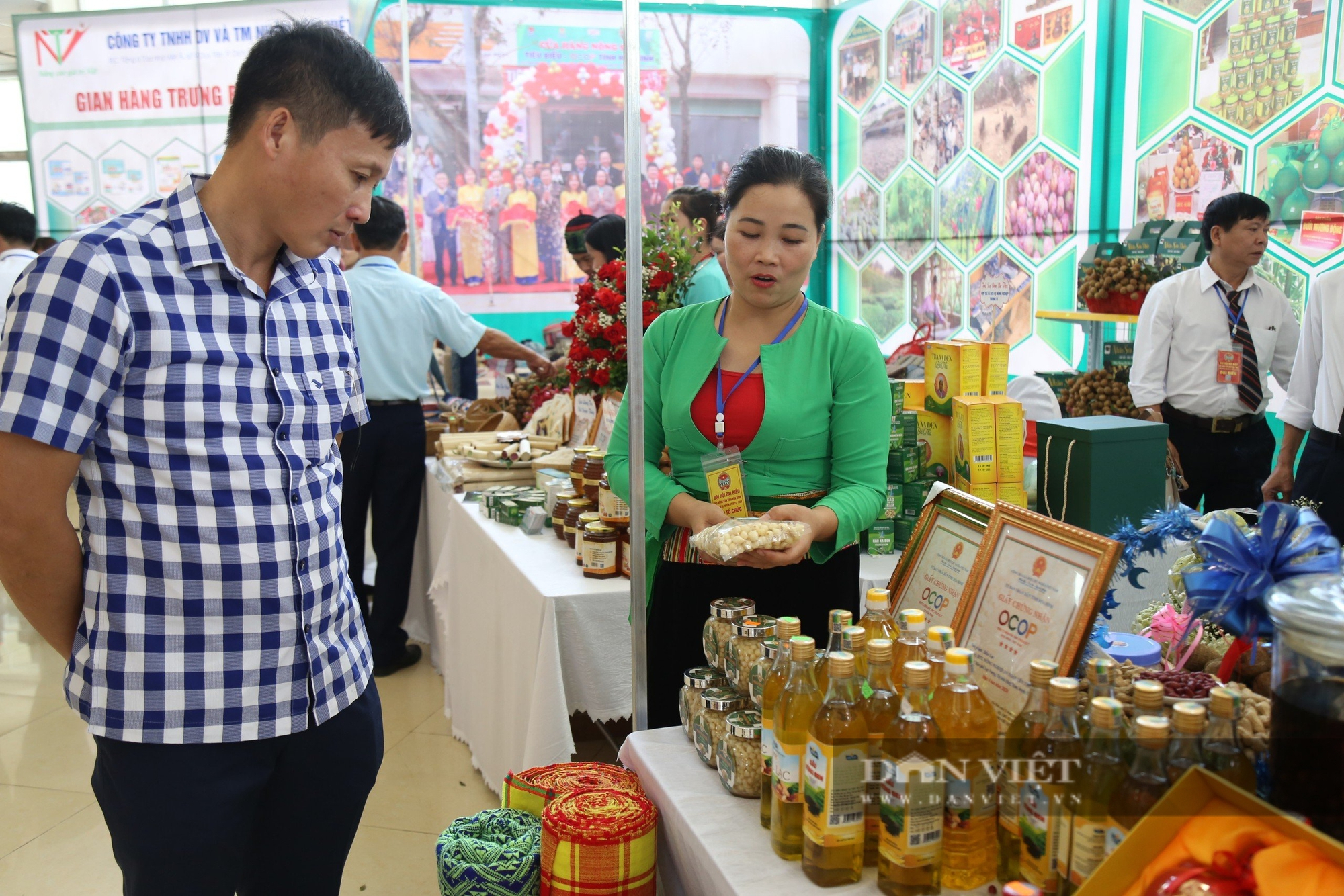 Nỗ lực đưa sản phẩm hành tăm muối Yên Thủy "xuất ngoại" - Ảnh 2.